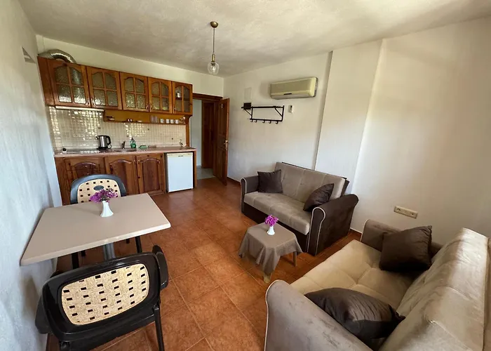 Beyaz Apartament *