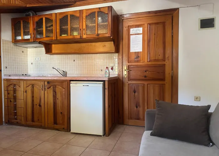 Beyaz Apartament *