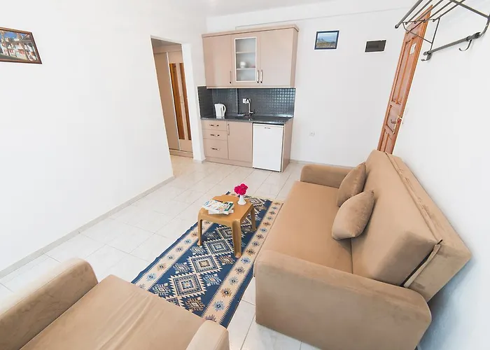 Beyaz Apartament