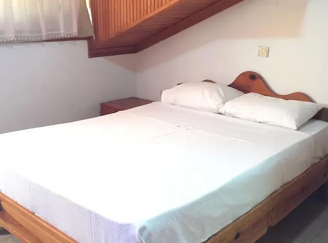 Beyaz Apartament *